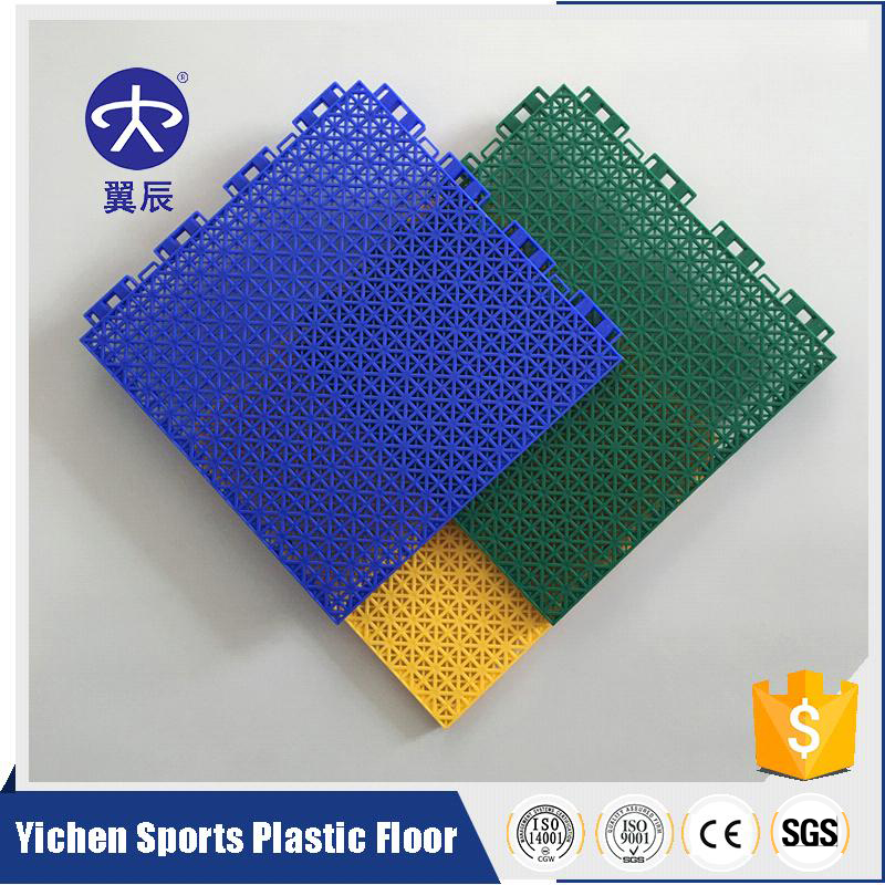 懸浮拼裝地板哪家好？